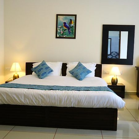 Kohinoor Hotel Alwaye Екстериор снимка