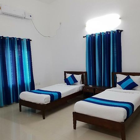 Kohinoor Hotel Alwaye Екстериор снимка
